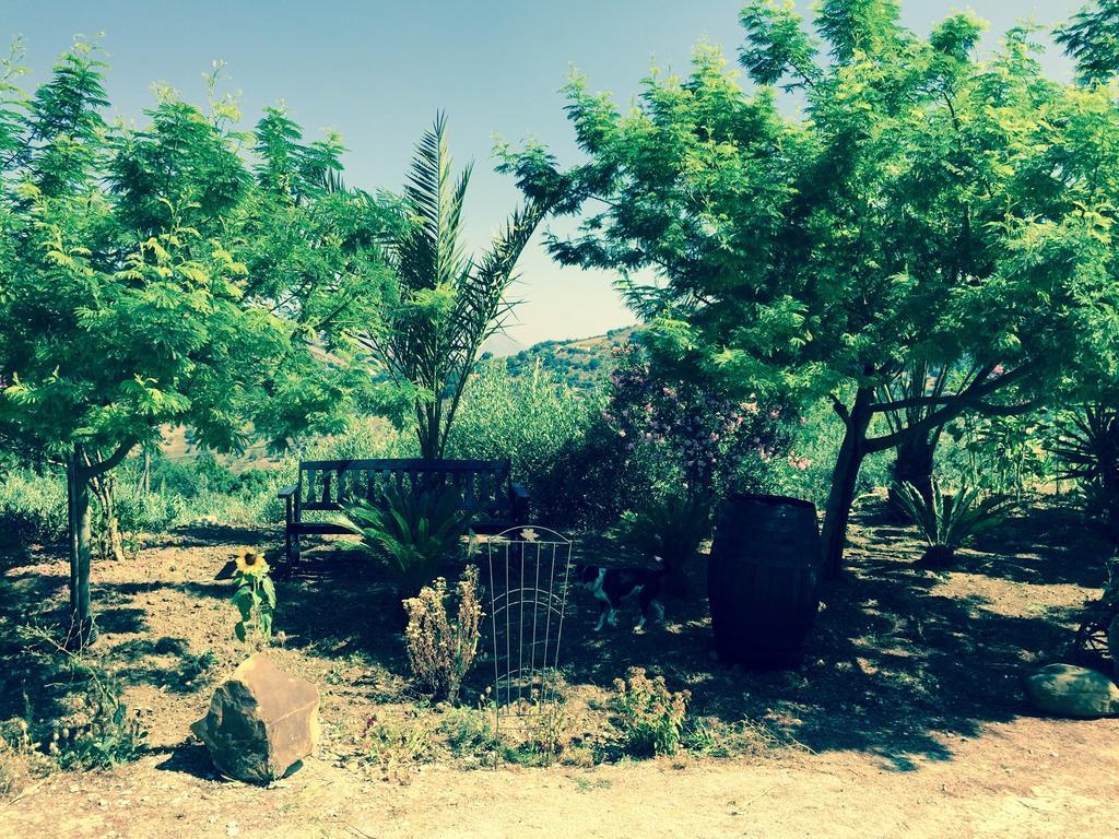 Villa della Mimosa Alia Esterno foto