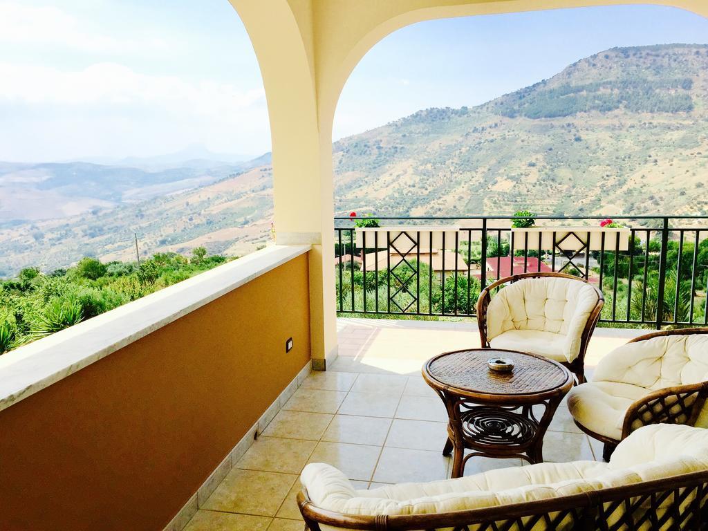 Villa della Mimosa Alia Esterno foto